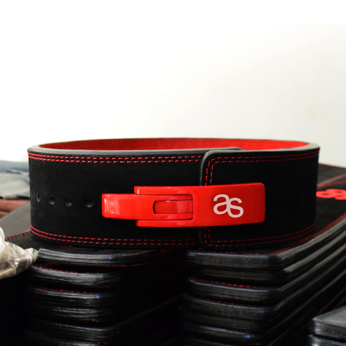 Aaylans Red Weightlifting Lever Belt